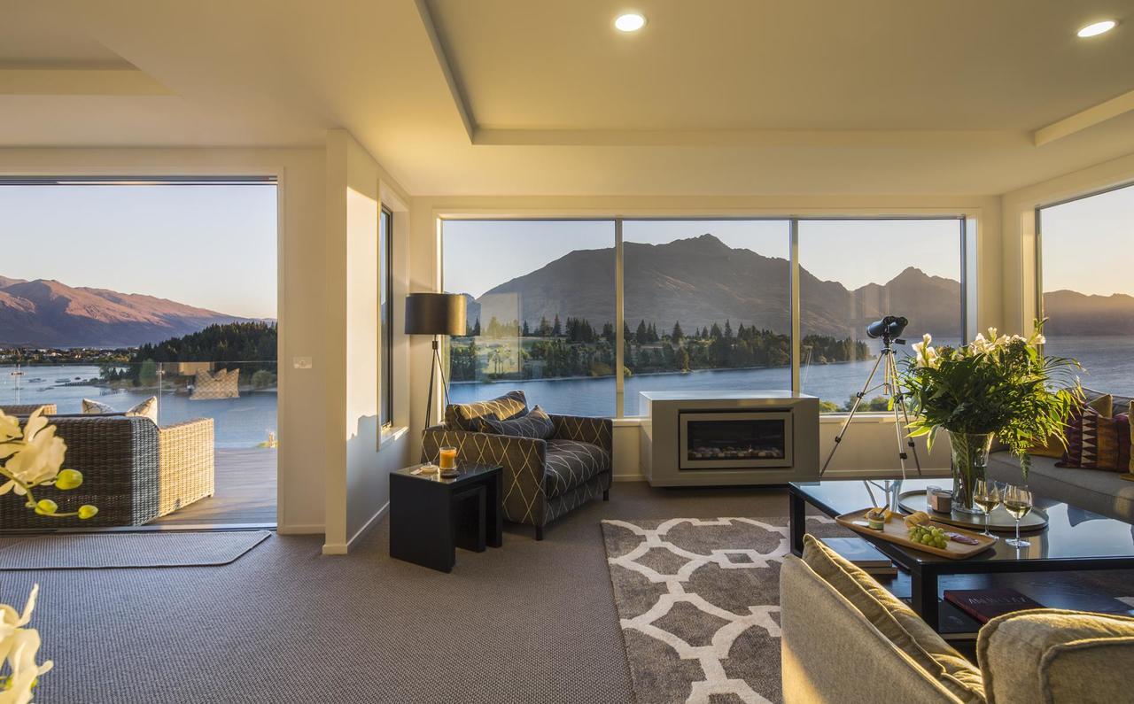 Lakefront Luxury By Amazing Accom Queenstown Bagian luar foto